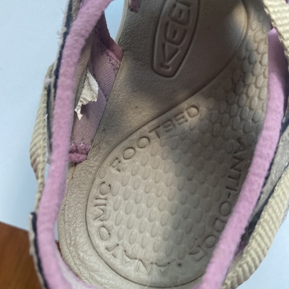 Keen Whisper Women’s Waterproof Sandals Sport Sandal Shoes Taupe and Pink Shoe - Picture 7 of 7